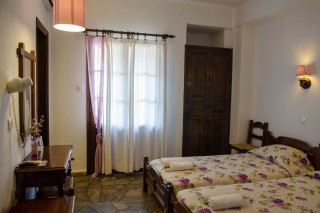accommodation elli hotel room
